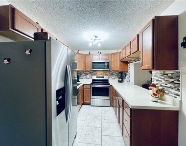 1723 Pine Ridge Road - Photo Thumbnail 2
