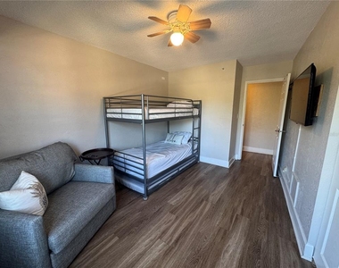 3315 58th Avenue S - Photo Thumbnail 15