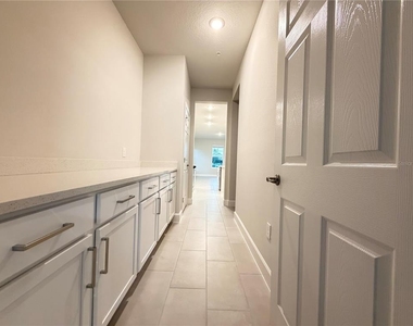 201 Station Lane - Photo Thumbnail 12