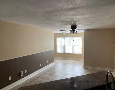 4512 Commander Drive - Photo Thumbnail 7