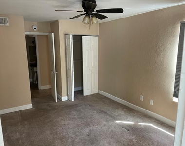 4512 Commander Drive - Photo Thumbnail 9