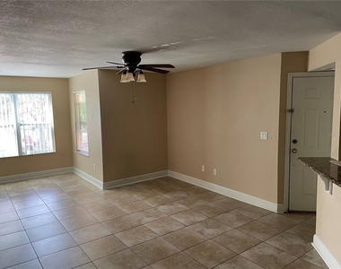 4512 Commander Drive - Photo Thumbnail 5