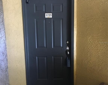4512 Commander Drive - Photo Thumbnail 2