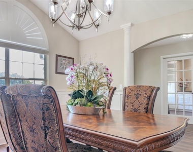 33721 Spring Drive - Photo Thumbnail 12