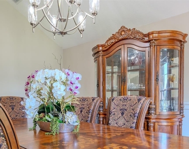 33721 Spring Drive - Photo Thumbnail 13