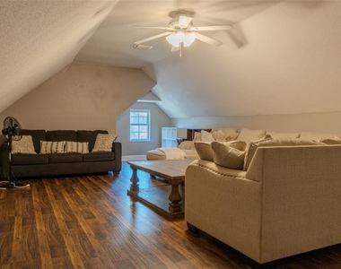 33721 Spring Drive - Photo Thumbnail 44