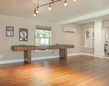 33721 Spring Drive - Photo Thumbnail 19