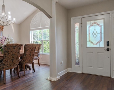 33721 Spring Drive - Photo Thumbnail 10