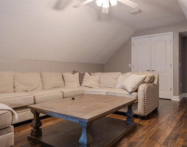 33721 Spring Drive - Photo Thumbnail 46