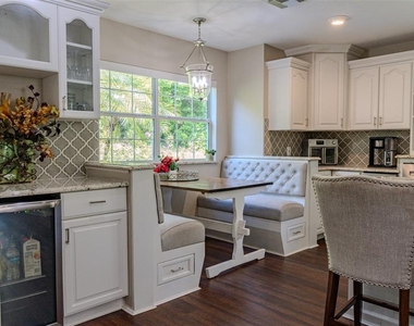 33721 Spring Drive - Photo Thumbnail 2