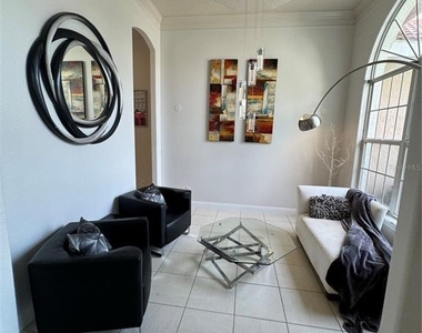 9042 Shawn Park Place - Photo Thumbnail 2