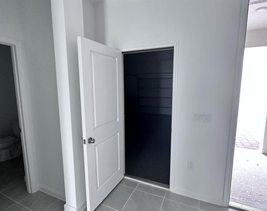 1167 Boardwalk Place - Photo Thumbnail 11