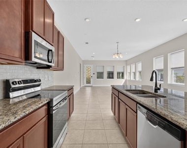 8736 Crick Alley - Photo Thumbnail 12