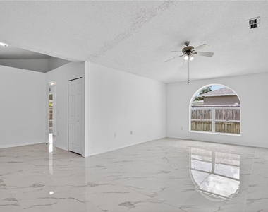 1118 Perpignan Court - Photo Thumbnail 11