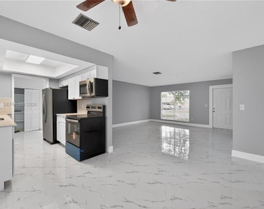 1118 Perpignan Court - Photo Thumbnail 27