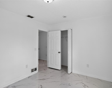 1118 Perpignan Court - Photo Thumbnail 14