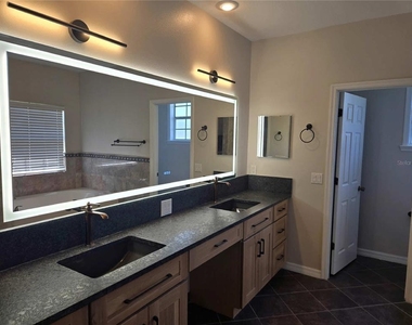 1725 Billingshurst Court - Photo Thumbnail 16
