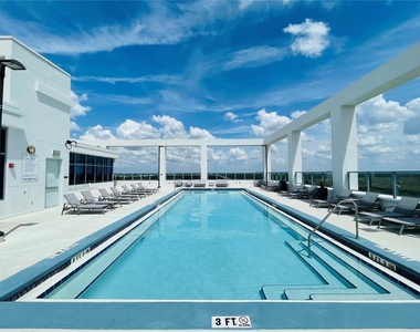 260 S Osceola Avenue - Photo Thumbnail 4