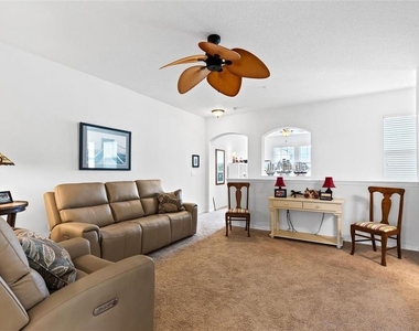 14215 Desert Haven Street - Photo Thumbnail 4