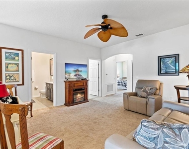 14215 Desert Haven Street - Photo Thumbnail 11
