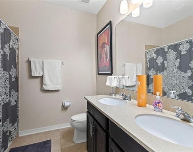 14215 Desert Haven Street - Photo Thumbnail 7