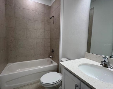 2253 Lost Horizon Way - Photo Thumbnail 10