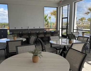 2253 Lost Horizon Way - Photo Thumbnail 47