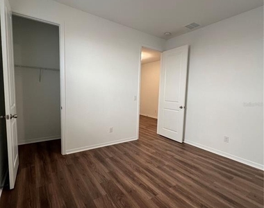 2253 Lost Horizon Way - Photo Thumbnail 13