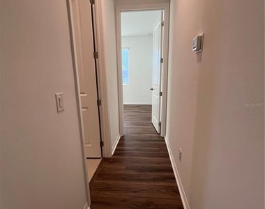 2253 Lost Horizon Way - Photo Thumbnail 20