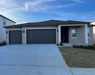 2253 Lost Horizon Way - Photo Thumbnail 1