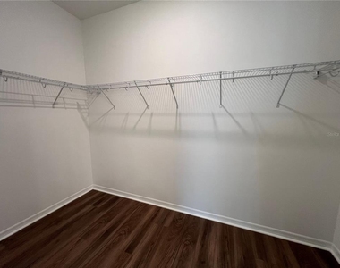 2253 Lost Horizon Way - Photo Thumbnail 28