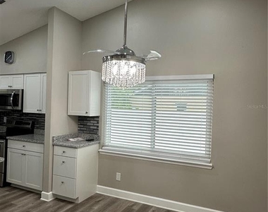 1229 Allendale Drive - Photo Thumbnail 7
