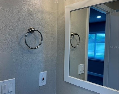 1229 Allendale Drive - Photo Thumbnail 22
