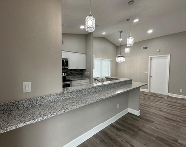 1229 Allendale Drive - Photo Thumbnail 9