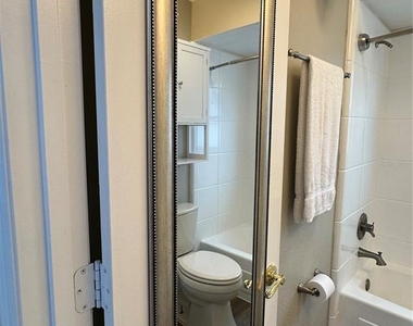 1229 Allendale Drive - Photo Thumbnail 36