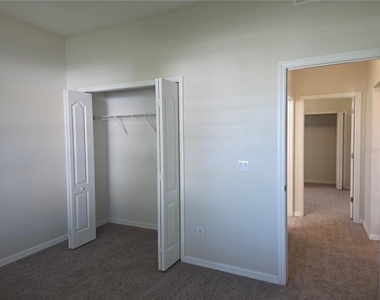 311 Rambling Circle - Photo Thumbnail 19