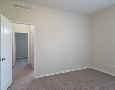 311 Rambling Circle - Photo Thumbnail 21