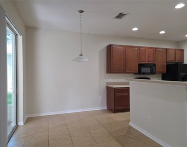 311 Rambling Circle - Photo Thumbnail 6