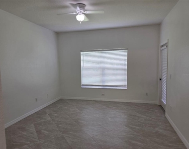 518 Fern Lake Drive - Photo Thumbnail 3