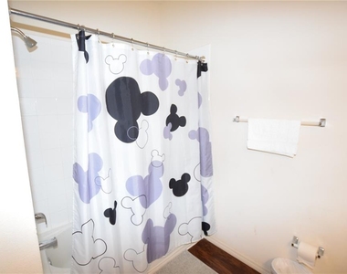 3222 Wish Avenue - Photo Thumbnail 22