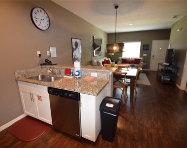 3222 Wish Avenue - Photo Thumbnail 6