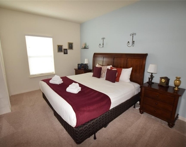 3222 Wish Avenue - Photo Thumbnail 15