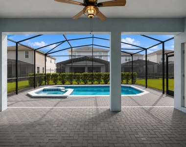 7360 Oakmoss Loop - Photo Thumbnail 19