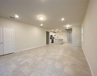 7360 Oakmoss Loop - Photo Thumbnail 3
