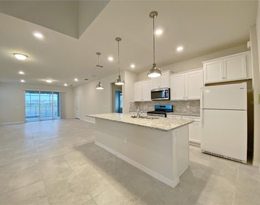 7360 Oakmoss Loop - Photo Thumbnail 2
