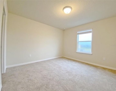7360 Oakmoss Loop - Photo Thumbnail 17