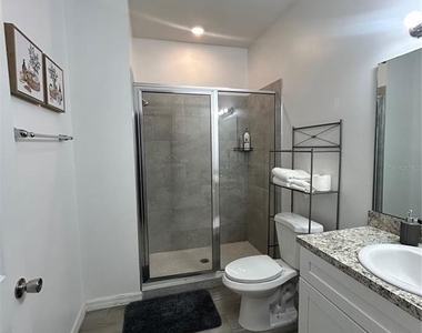 699 W Kaley Street - Photo Thumbnail 11