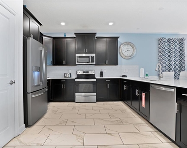 1613 Maidstone Court - Photo Thumbnail 6