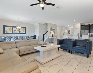 1613 Maidstone Court - Photo Thumbnail 3