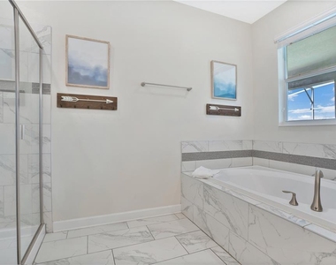 1613 Maidstone Court - Photo Thumbnail 10